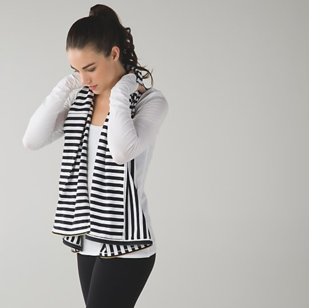 Lululemon Vinyasa Scarf